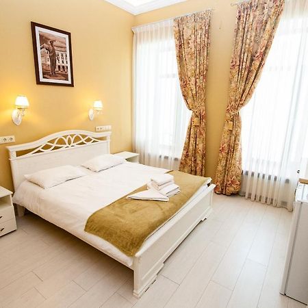 Art Suites Near Deribasovskaya Odessa Esterno foto