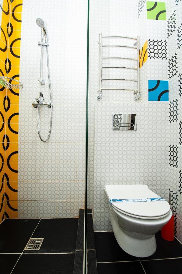 Art Suites Near Deribasovskaya Odessa Esterno foto